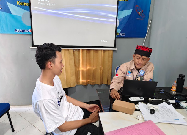 Wawancara untuk mempertajam dan menggali pengetahuan materi uji. Foto : Dok. LPK DECCA GAMA Kediri