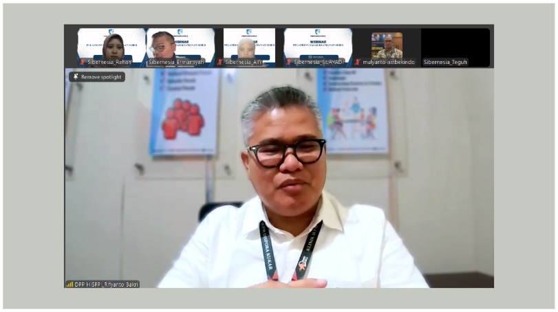 Kegiatan Webinar Gradasi secara Daring
