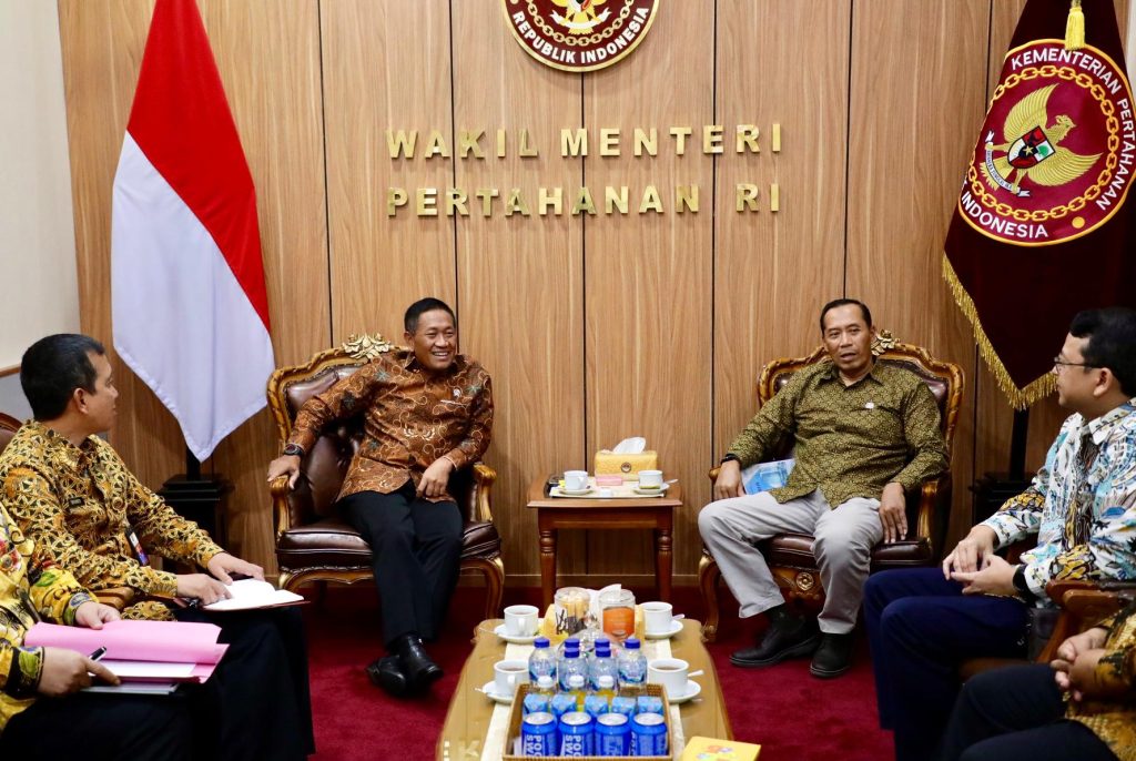 Kemhan dan Kemdiktisaintek Bahas Kolaborasi dalam Program KKN di Wilayah Perbatasan. Foto: Kemhan