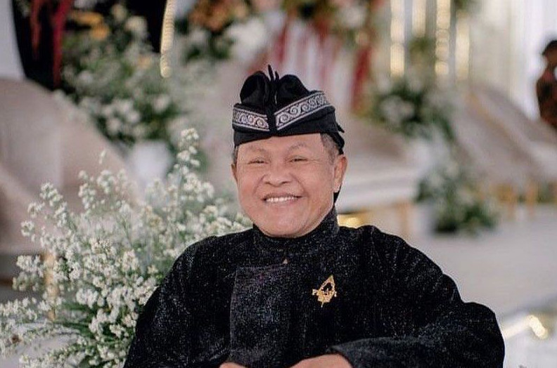 Sosok Abah Kirun, pelawak legendaris dari Madiun yang tak lekang oleh waktu. Foto : instagram cakkirun_official