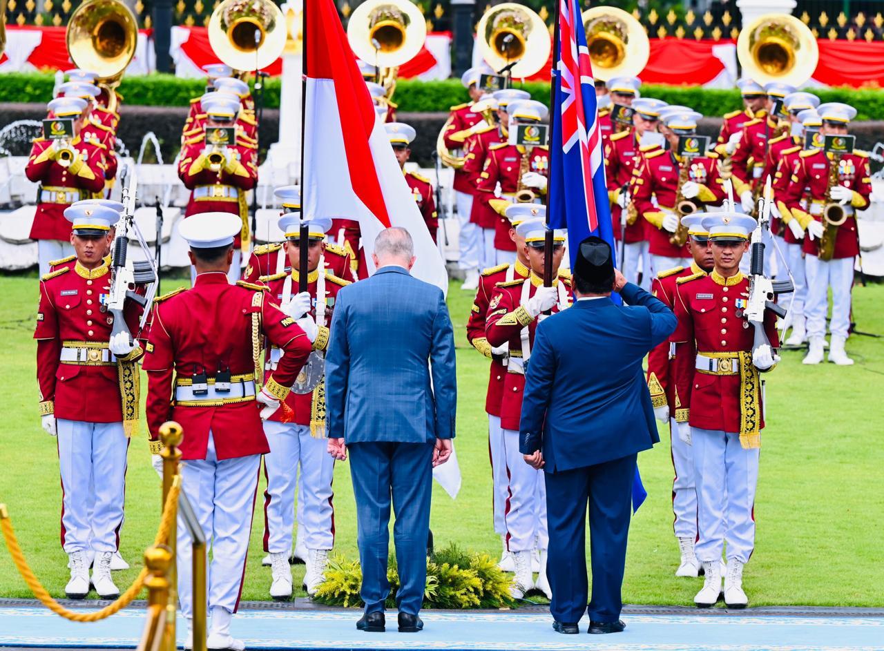 Presiden Prabowo Tekankan Reformasi Internal sebagai Fondasi Solidaritas Dunia Islam. Foto: BPMI Setpres