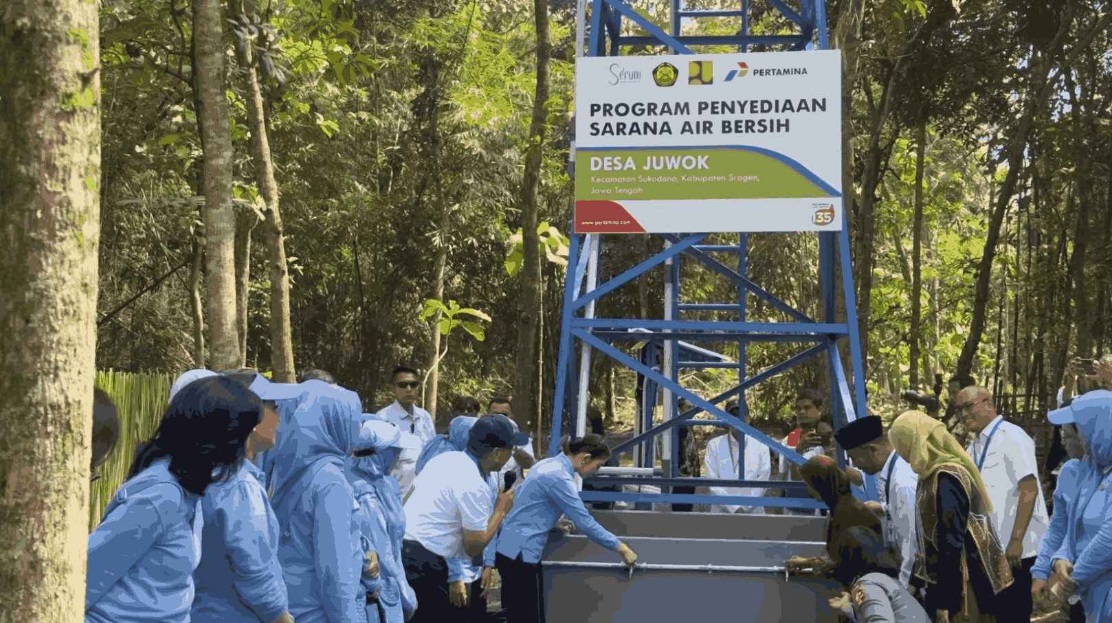 Program Penyediaan Sarana Air Bersih di Sragen. Foto:kabarbumn.com