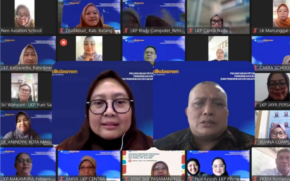 Sosialisasi Petunjuk Teknis Penyelenggaraan Program PKK dan PKW 2026 oleh Direktur Kursus dan Pelatihan, Yaya Sutarya, secara daring pada, Selasa (3/2/2026). Foto: Tangkapan Layar Zoom