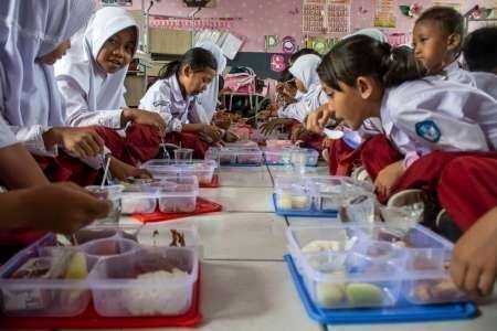 Program Makan Bergizi Gratis. Foto: tribratanews.polri.go.id