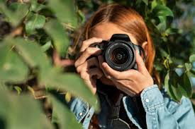 Fotografi, salah satu hobi yang menghasilkan cuan. Foto : rri.co.id