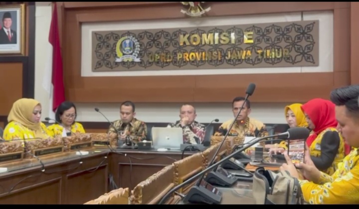 Sosialisasi Permendikdasmen No. 24 Tahun 2025 dan Pendampingan PKK/PKW pada Jumat (06/03/2026). Bertempat di Ruang Komisi E, Gedung DPRD Provinsi Jawa Timur Lantai 2. Foto: Istimewa