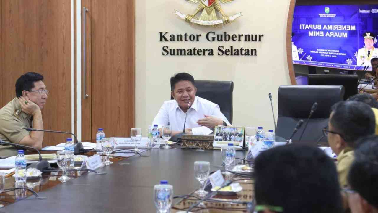 Gubernur Herman Deru Tekankan Alokasi APBD Provinsi untuk Bantuan Keuangan Khusus Diprioritaskan bagi Daerah dengan Usulan Infrastruktur Strategis dan Berdampak Nyata. Foto: dok. Humas Pemprov Sumsel