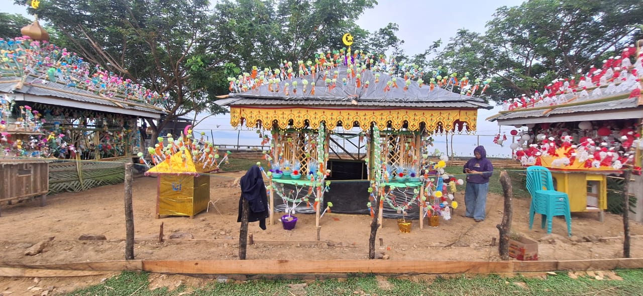 Perayaan Maulid Nabi Muhammad SAW di Desa Ginunggung Kec. Galang Kab. Tolitoli ; Dokumen M.Farham 