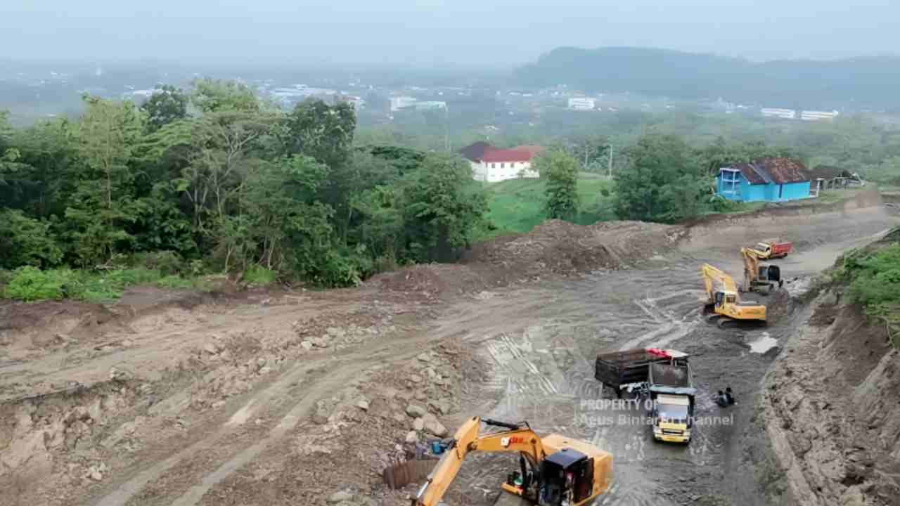 Jalan Tembus Sleman-Gunungkidul,  Mengurai Kemacetan, Membuka Akses, dan Menjaga Warisan Sejarah. Foto: Tangkapan layar Youtube Agus Bintarto.