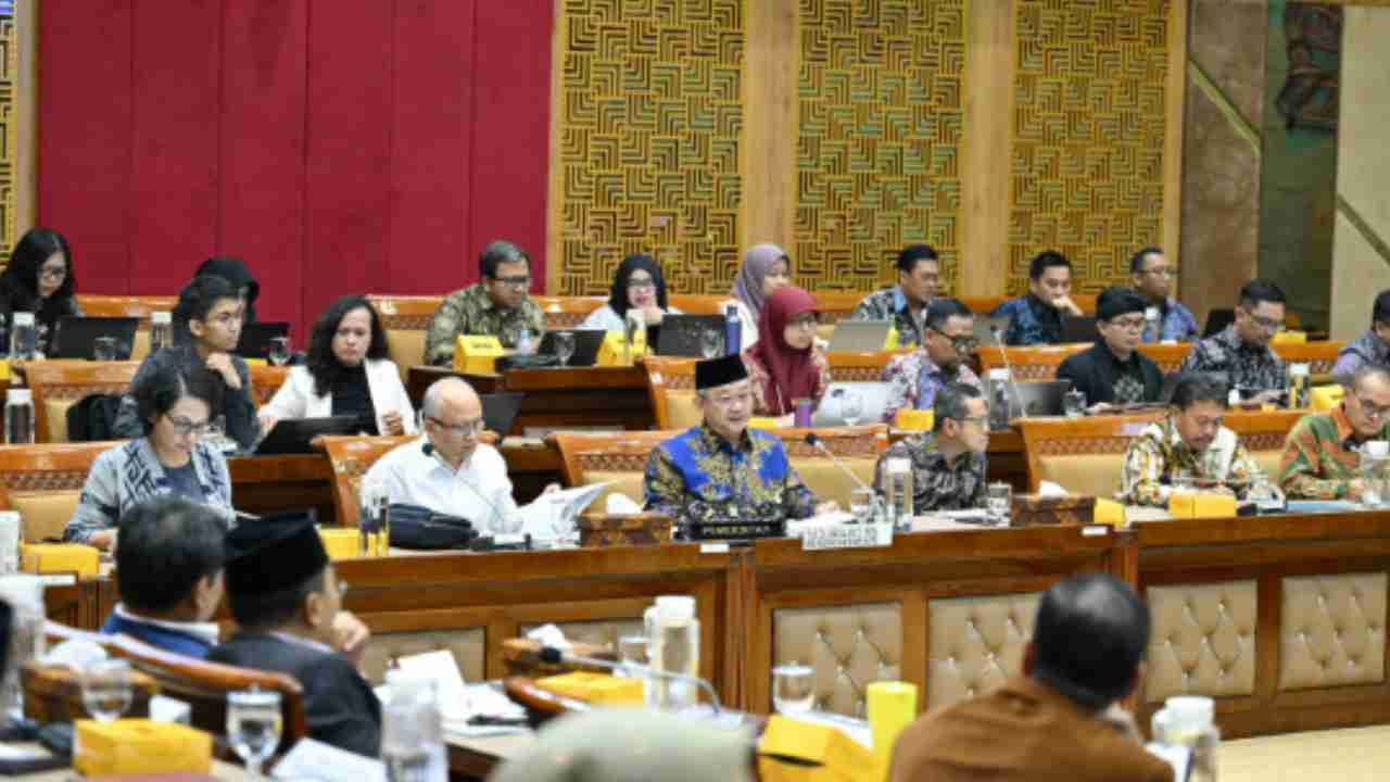 100 Hari Kerja Kemendikdasmen, Realisasi Anggaran 97,2%, Sertifikasi Guru, dan Transformasi Digital Jadi Sorotan. Foto: Kemendikbudristek RI