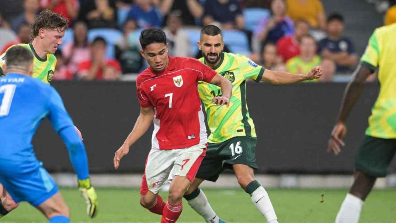 PSSI Identifikasi 'Begal' Jersey Marselino Ferdinan, Terancam Dilarang Masuk Stadion. Foto: dok. SOFA Images