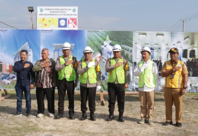 Kapolda Kaltara secara resmi memulai pembangunan Gedung BPKB Prototype Ditlantas Polda Kaltara Tahun Anggaran 2025. Foto: doc tribratanews.polri.go.id