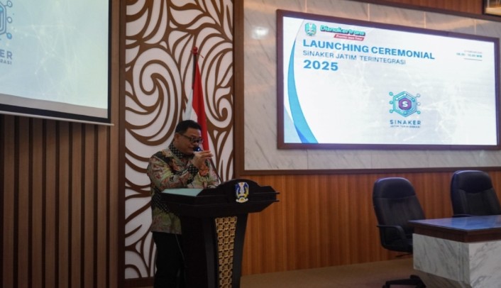 Aplikasi SINAKER mempermudah akses layanan ketenagakerjaan di Jawa Timir. Foto : IG naker jatim