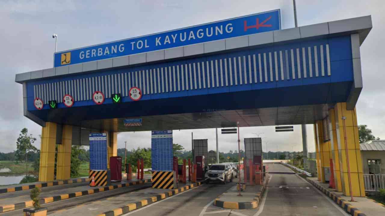 Tarif Tol Terpeka Naik! Simak Rincian Penyesuaian Harga Terbaru. Sumber: Dokumentasi Adi Rasmiadi/gradasigo.
