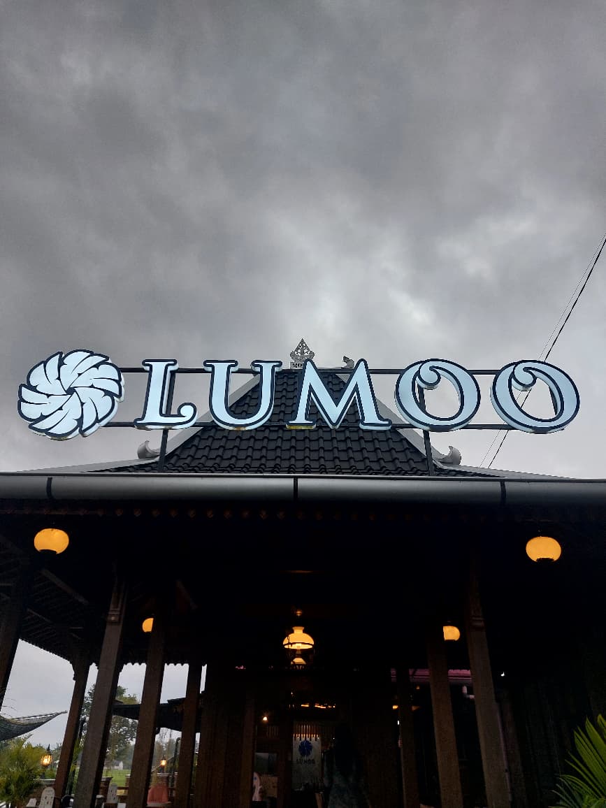 LUMOO Warung dan Coffee