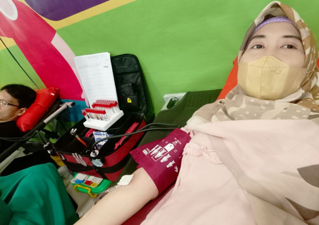 Foto Donor Darah. Sumber ; Foto Koleksi Pribadi
