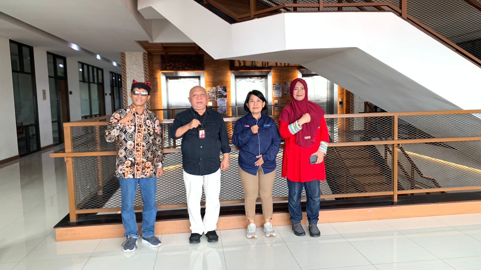 DPD GRADASI Jawa Timur Lakukan Koordinasi Persiapan Pelantikan Bersama Dewan Penasehat di Surabaya. Dok. DPD Gradasi Jatim