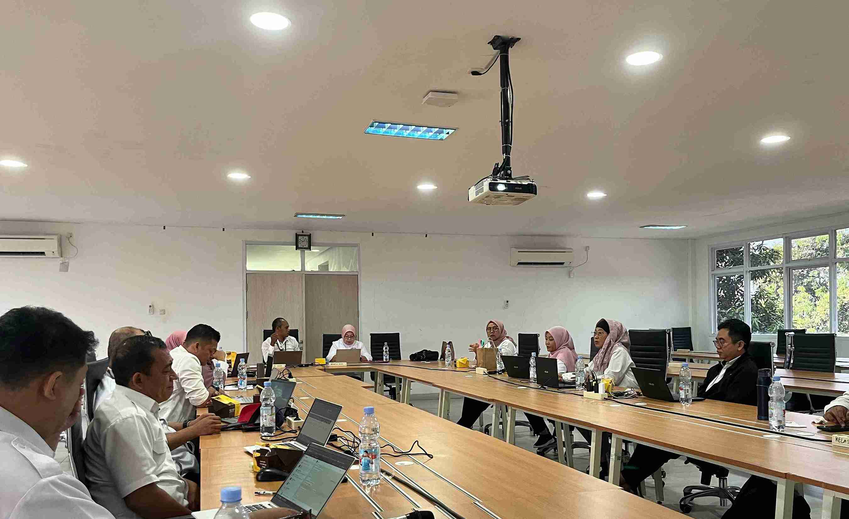 Kemensos melakukan pemetaan dan seleksi SDM untuk sekolah rakyat. Foto: Kemensos.go.id